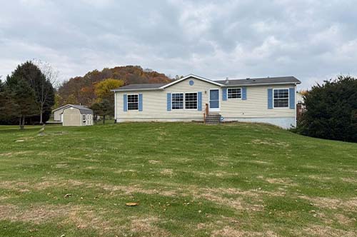 bartlett benner 1430 Hamburg Road SW, Lancaster, OH 43130